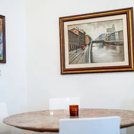 Best Point In The City / 2 Bedrooms * Sofie