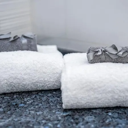 Best Point In The City / 2 Bedrooms Apartmán