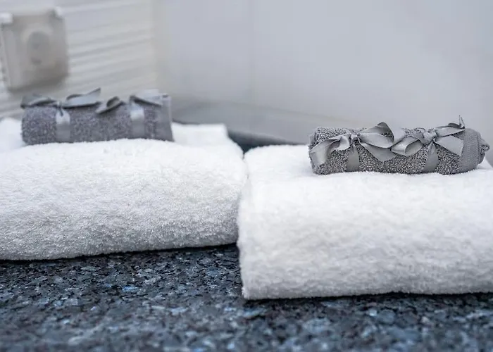 Best Point In The City / 2 Bedrooms Apartment