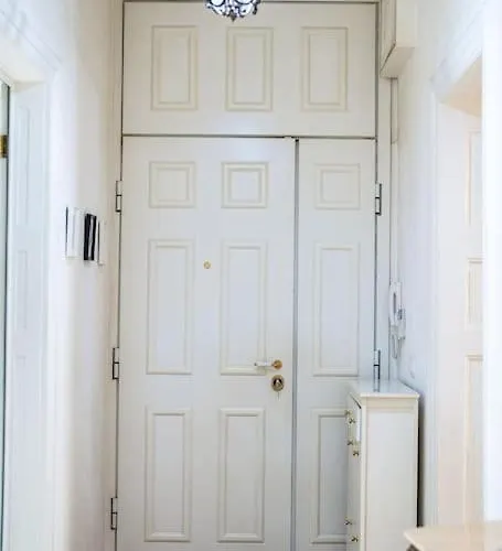 Best Point In The City / 2 Bedrooms *