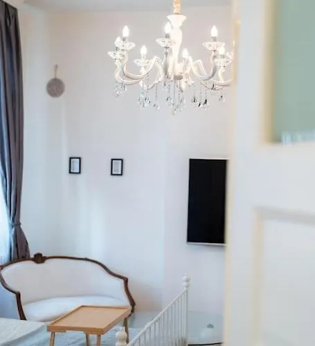 Best Point In The City / 2 Bedrooms