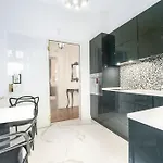 דירה Best Point In The City / 2 Bedrooms