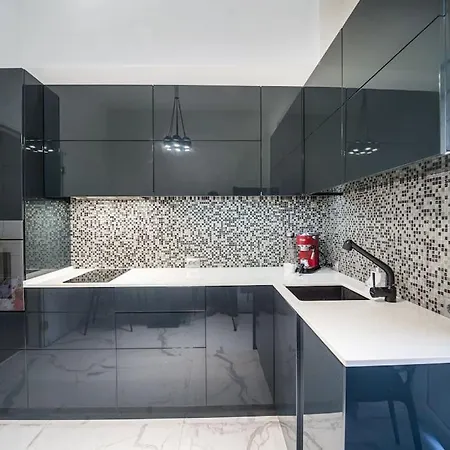 Best Point In The City / 2 Bedrooms Apartment