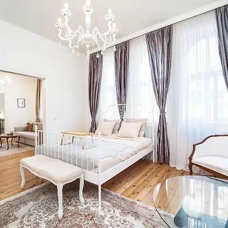 Best Point In The City / 2 Bedrooms